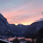 萨尔茨卡默古特豪斯旅馆 上特劳恩