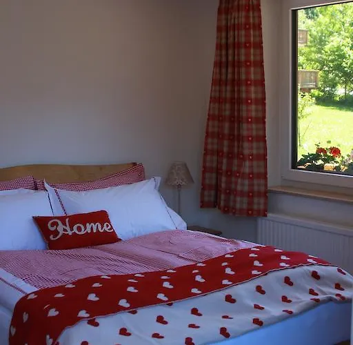 Haus Salzkammergut Bed & Breakfast