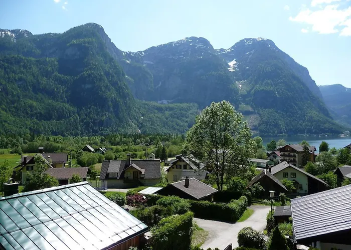 Haus Salzkammergut Bed & Breakfast 3*